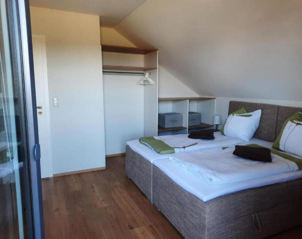 Geishoehe Landgasthof Rose Dammbach Room photo